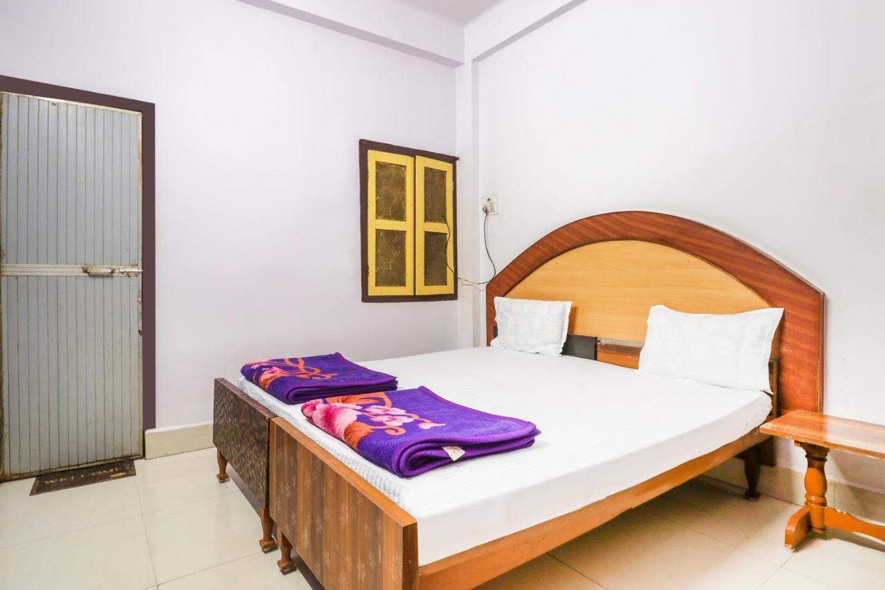 SPOT ON 46266 Hotel Poonam Jagdalpur Exterior foto