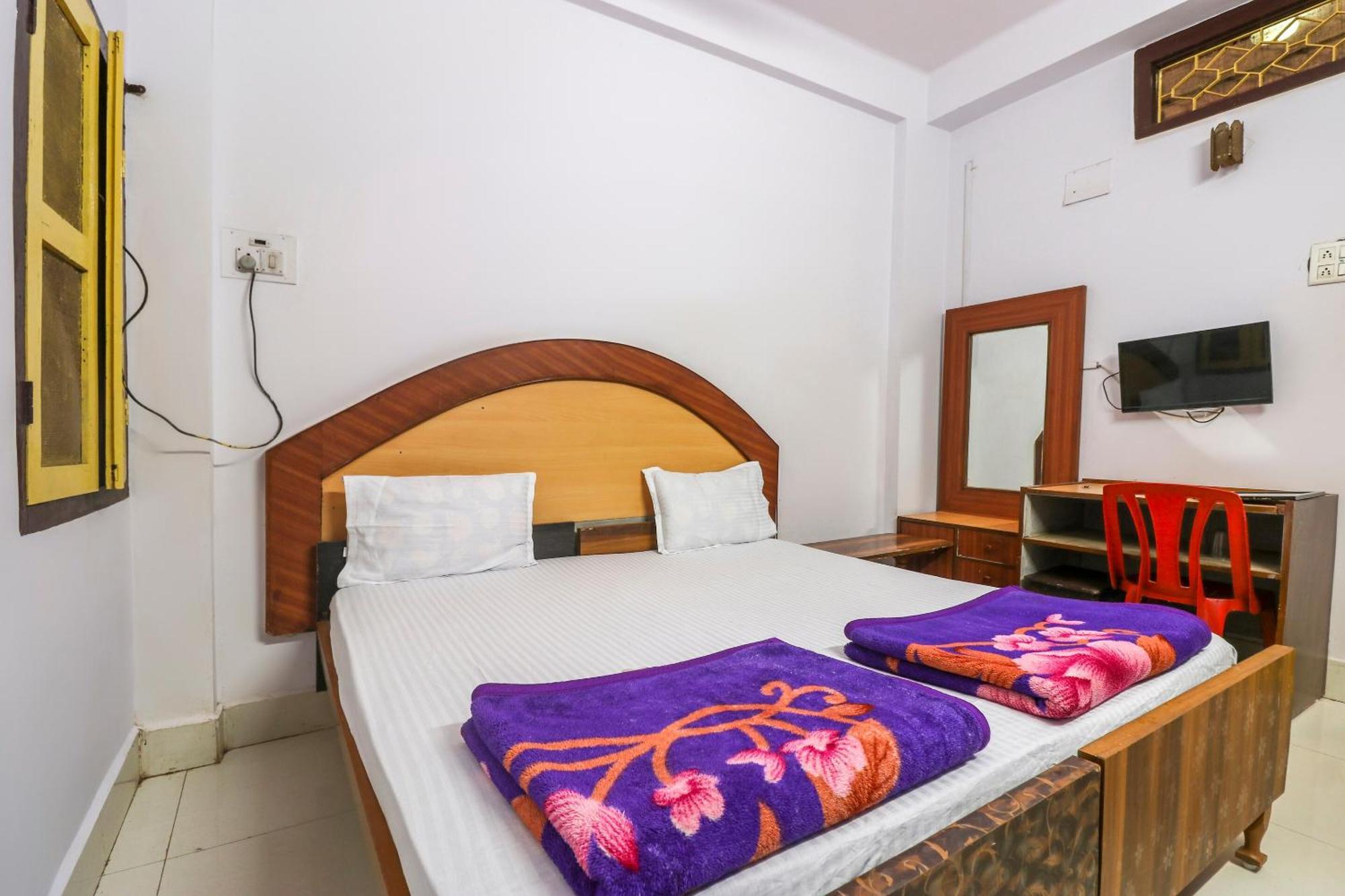 SPOT ON 46266 Hotel Poonam Jagdalpur Exterior foto